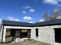 Couverture en joints debout aluminium